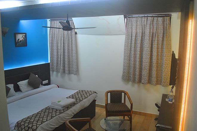 standard rooms in naddi dharamshala