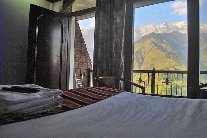 super deluxe rooms in naddi dharamshala